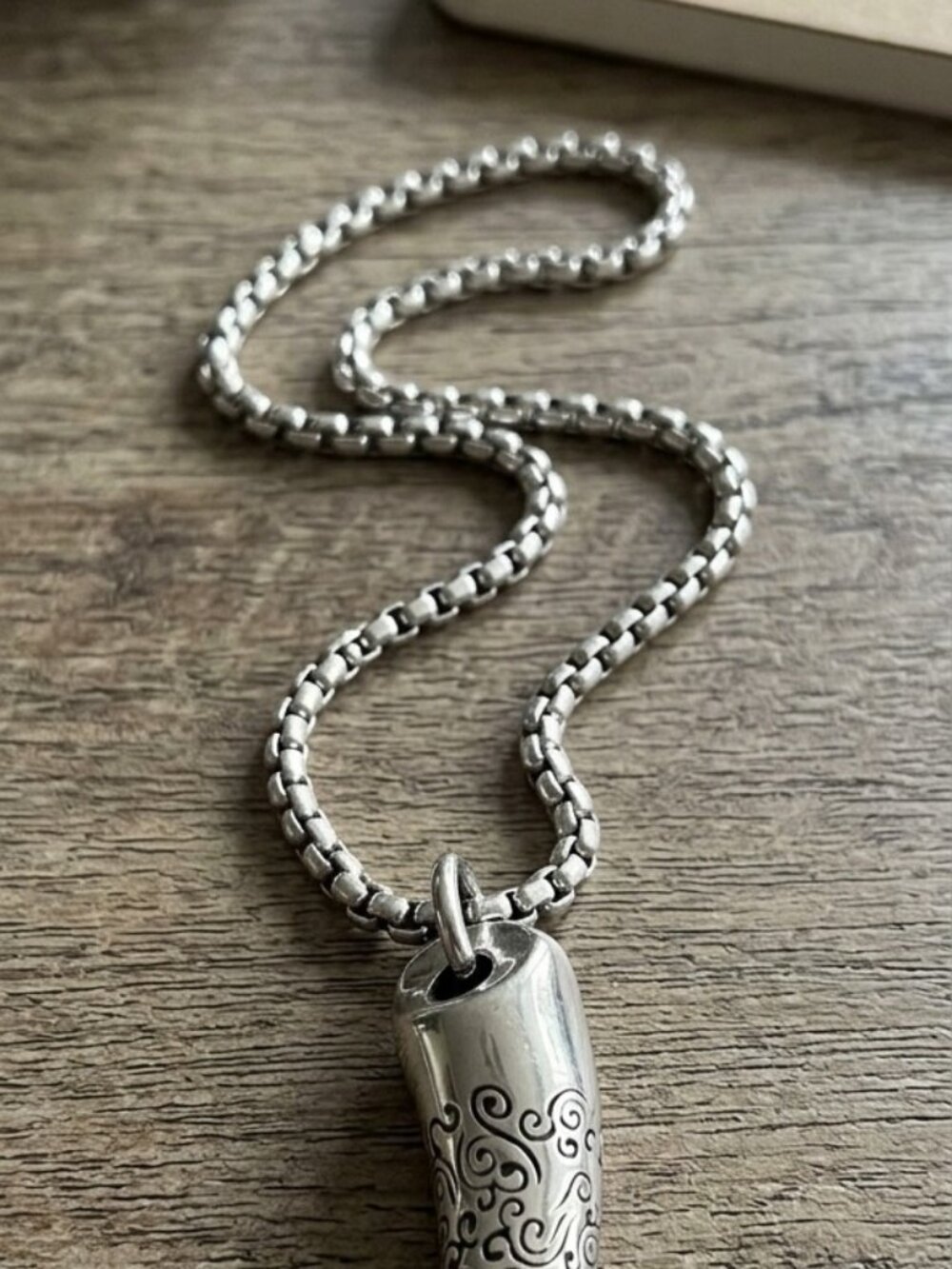 Mens Wolf Tooth Pendant Necklace